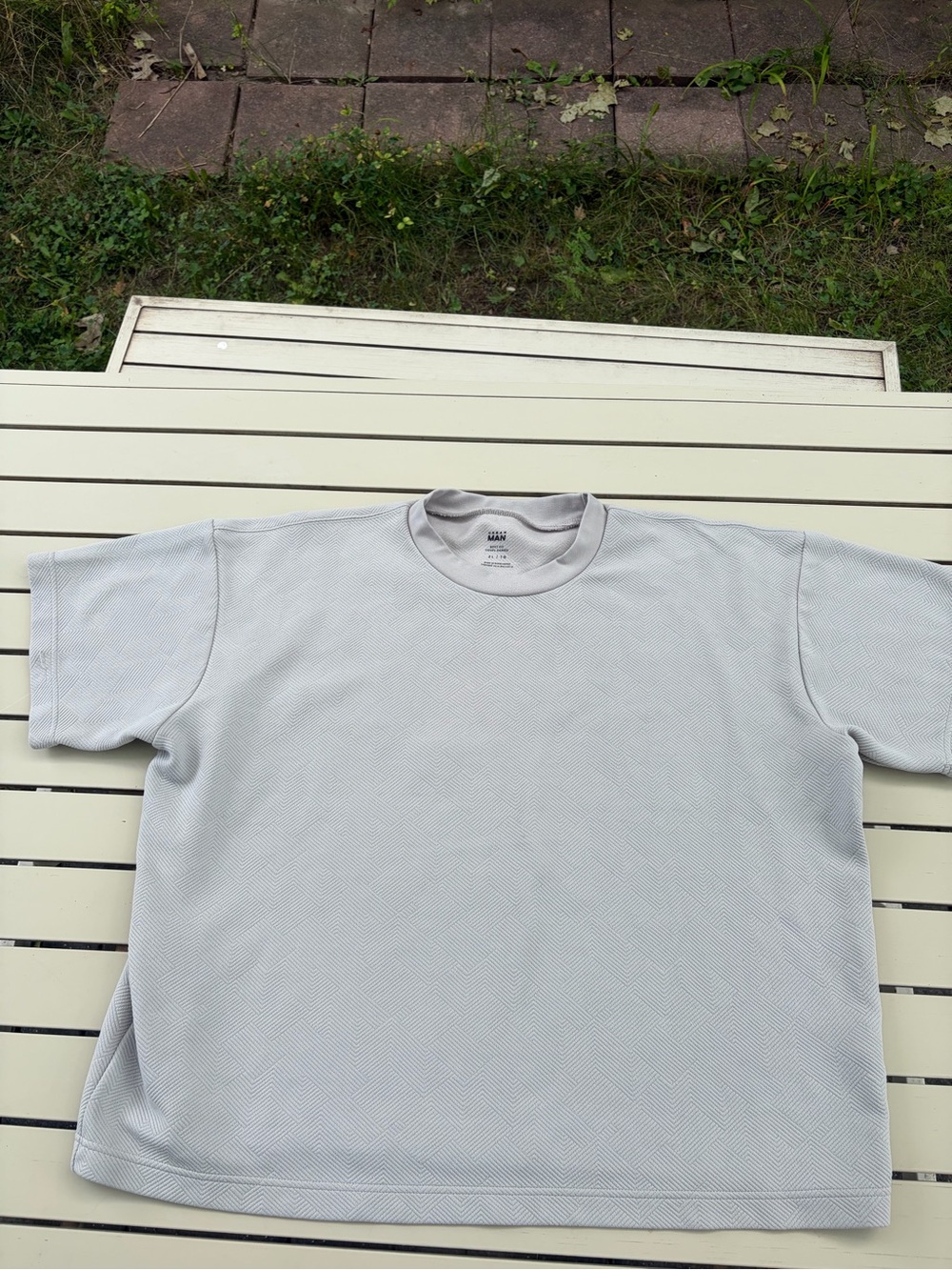 Urban Outfitters Light Gray Short-Sleeve Crewneck Tee